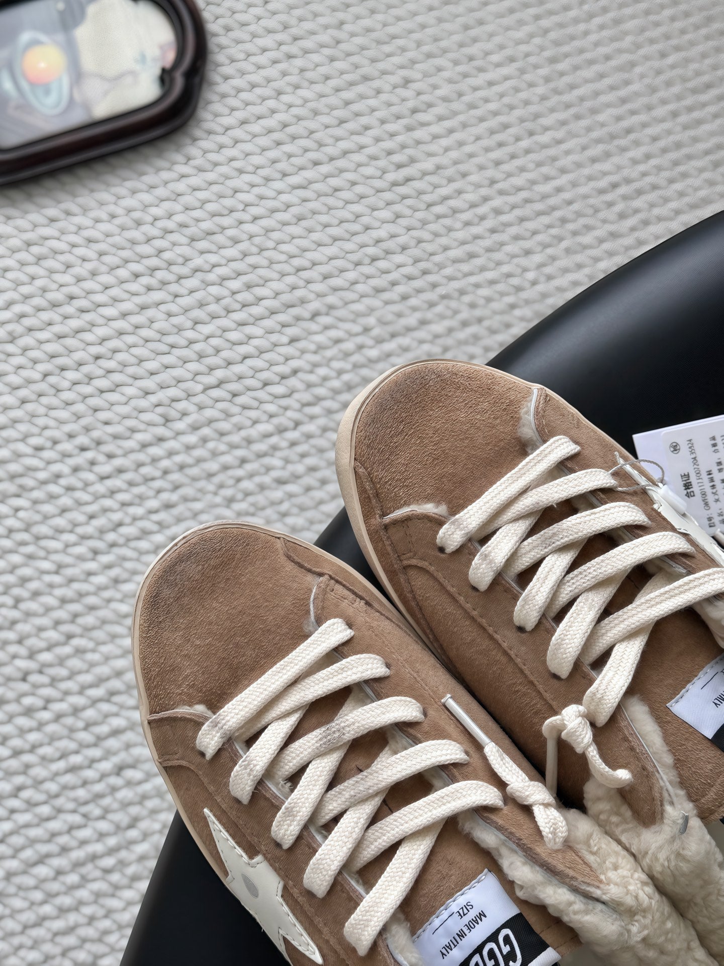 Sneakers