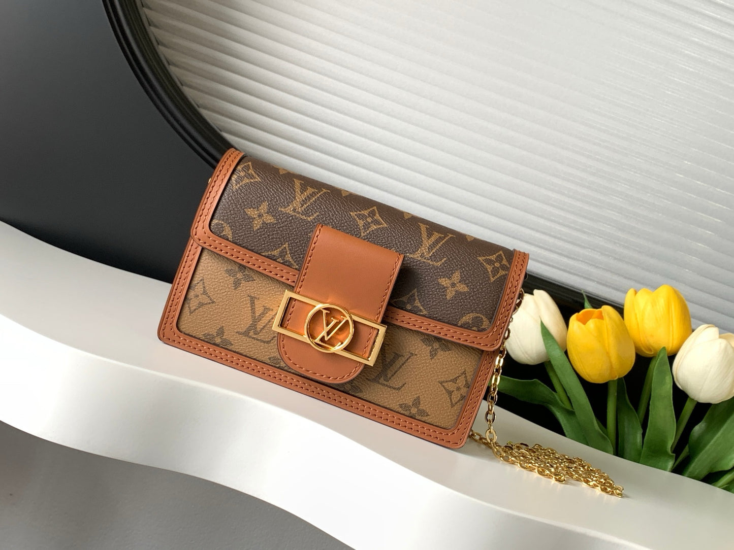 Handbag