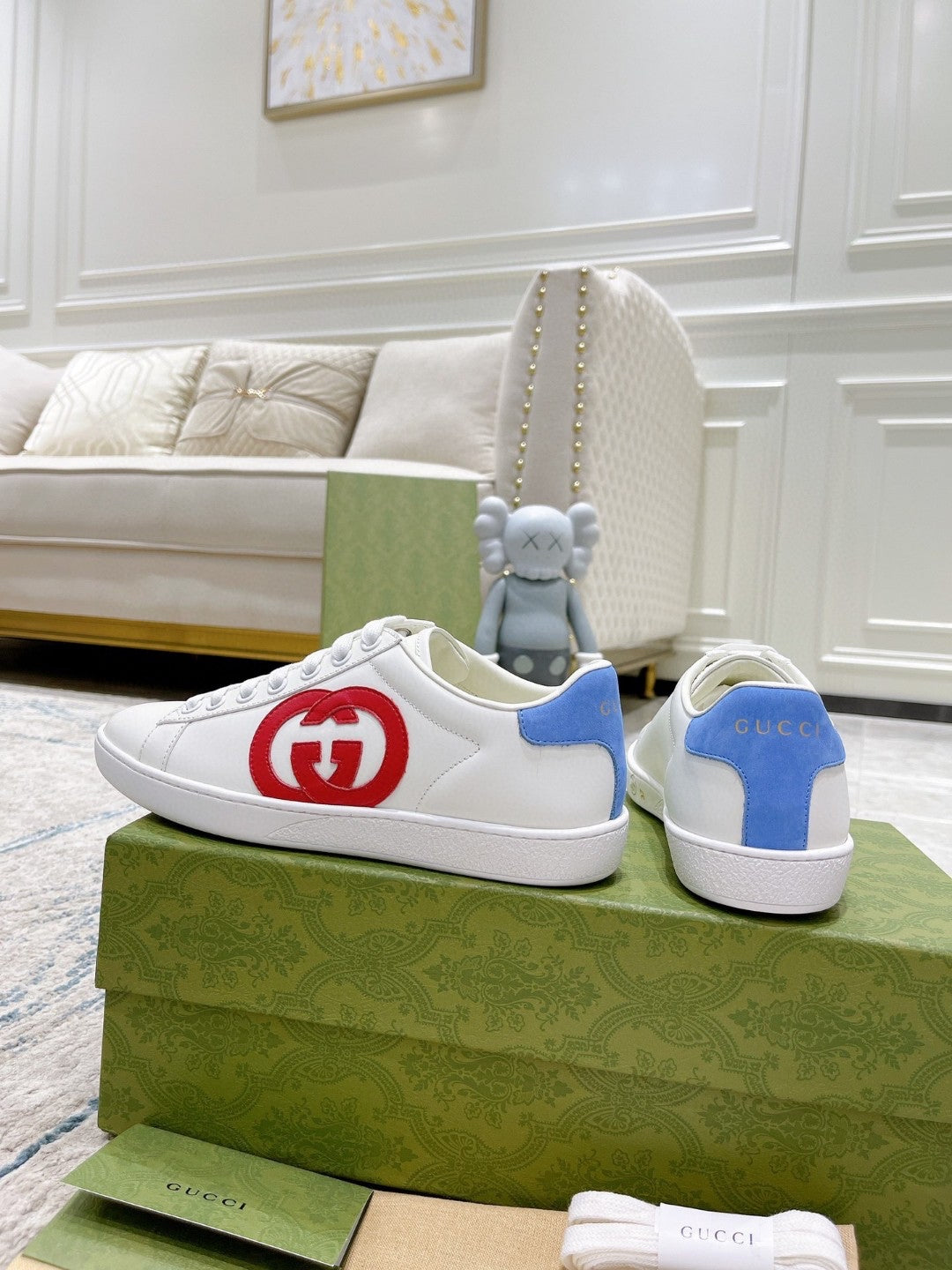 Sneakers