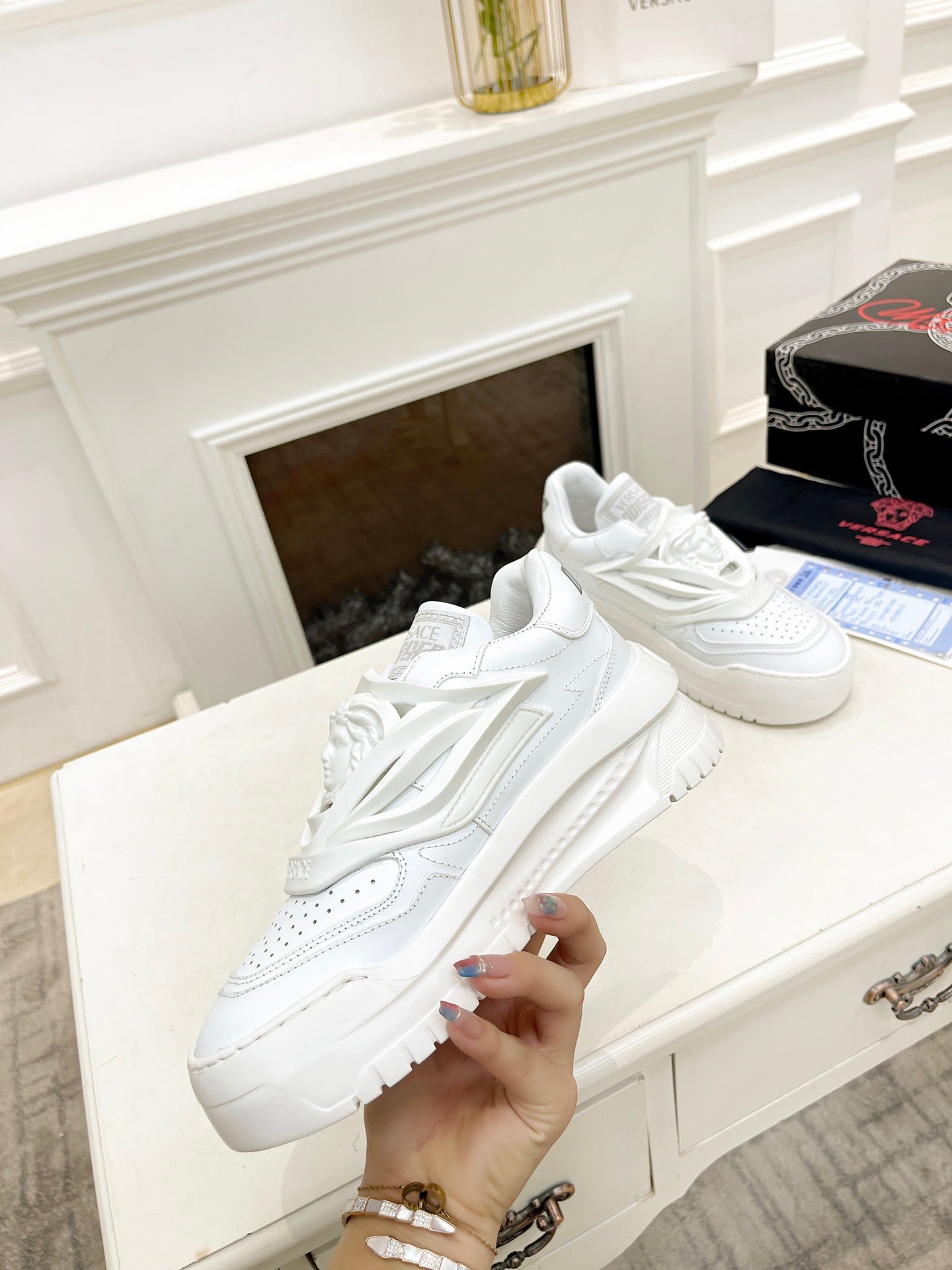 Sneakers