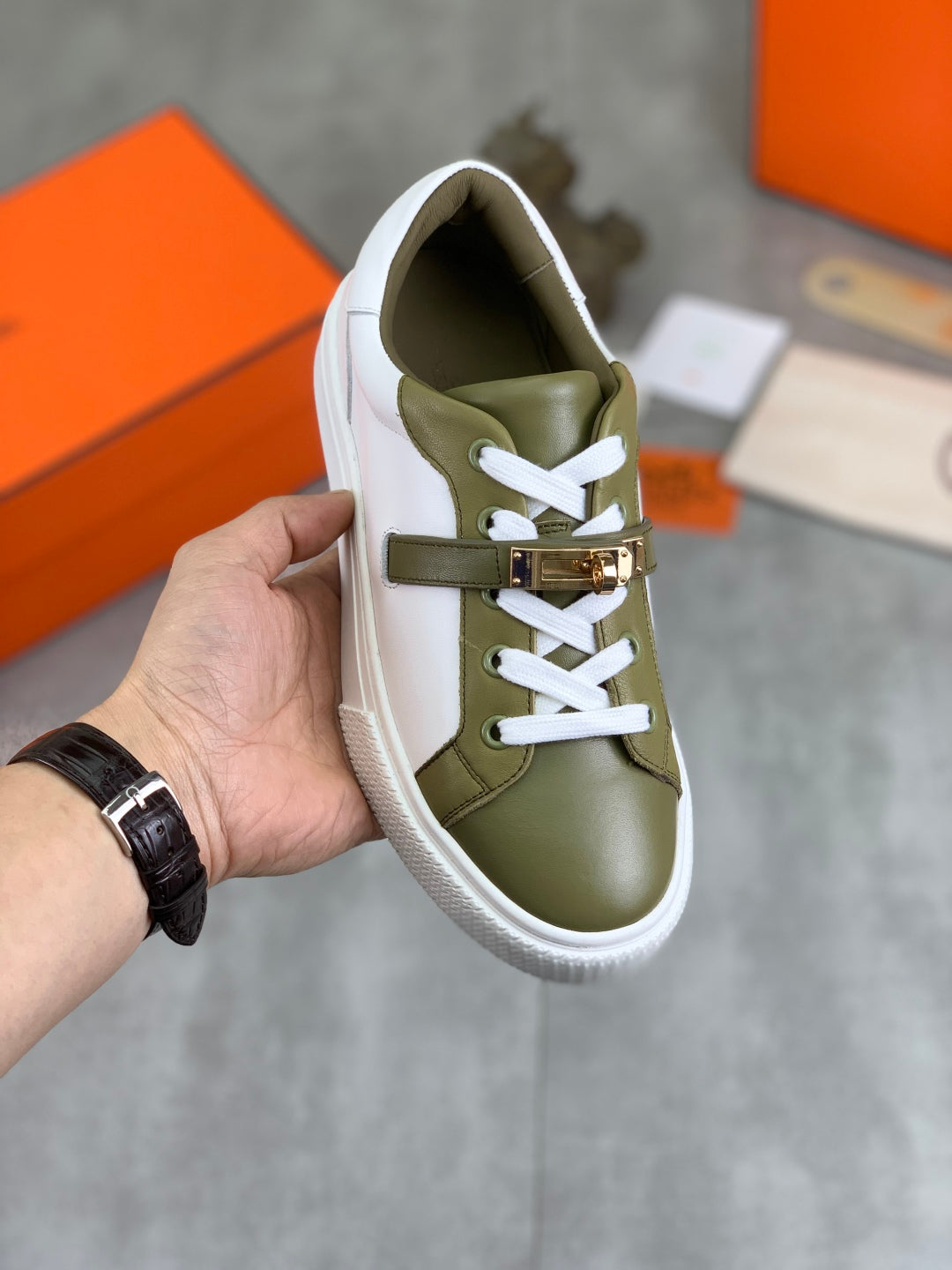 Sneakers