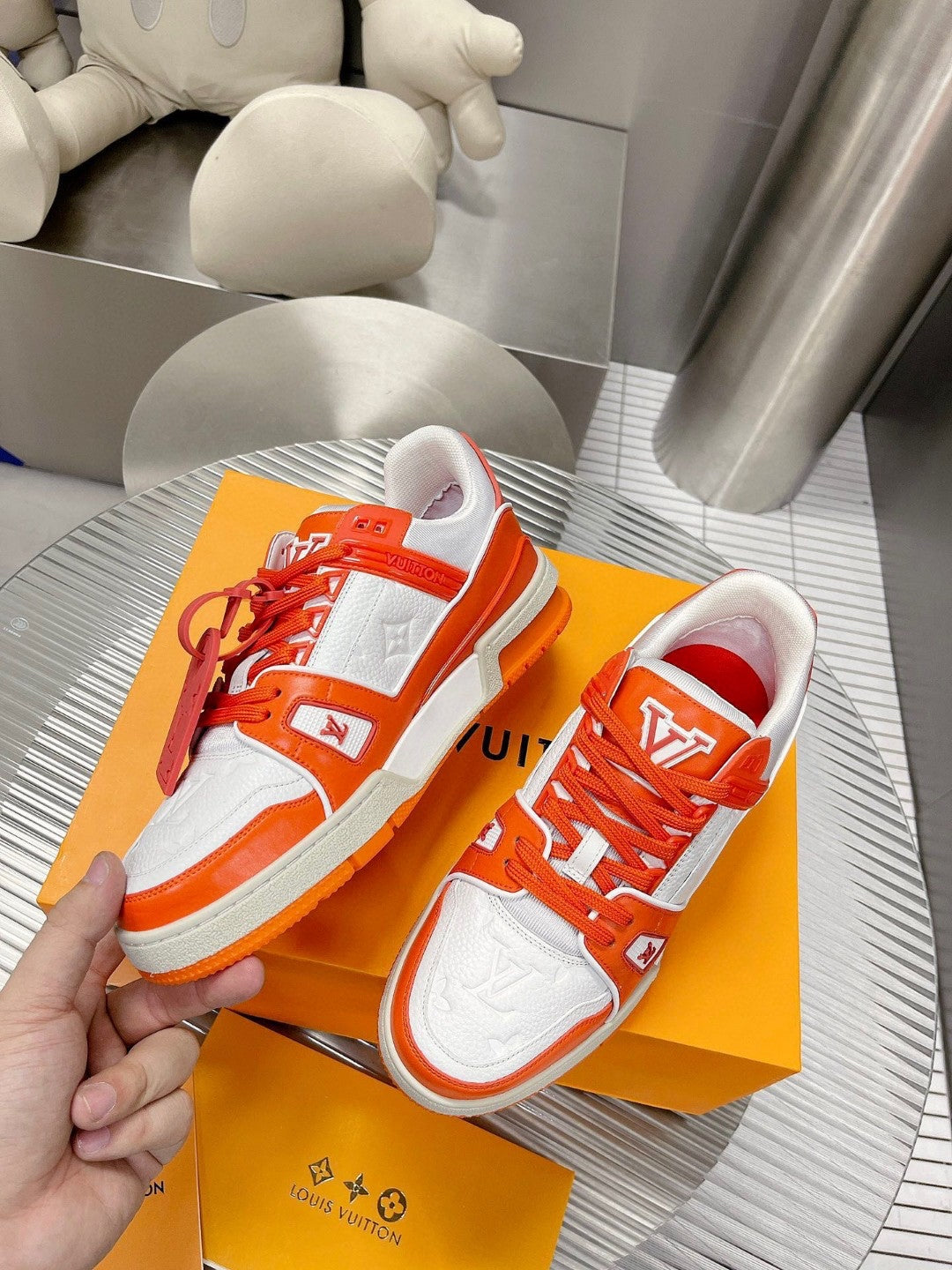Sneakers