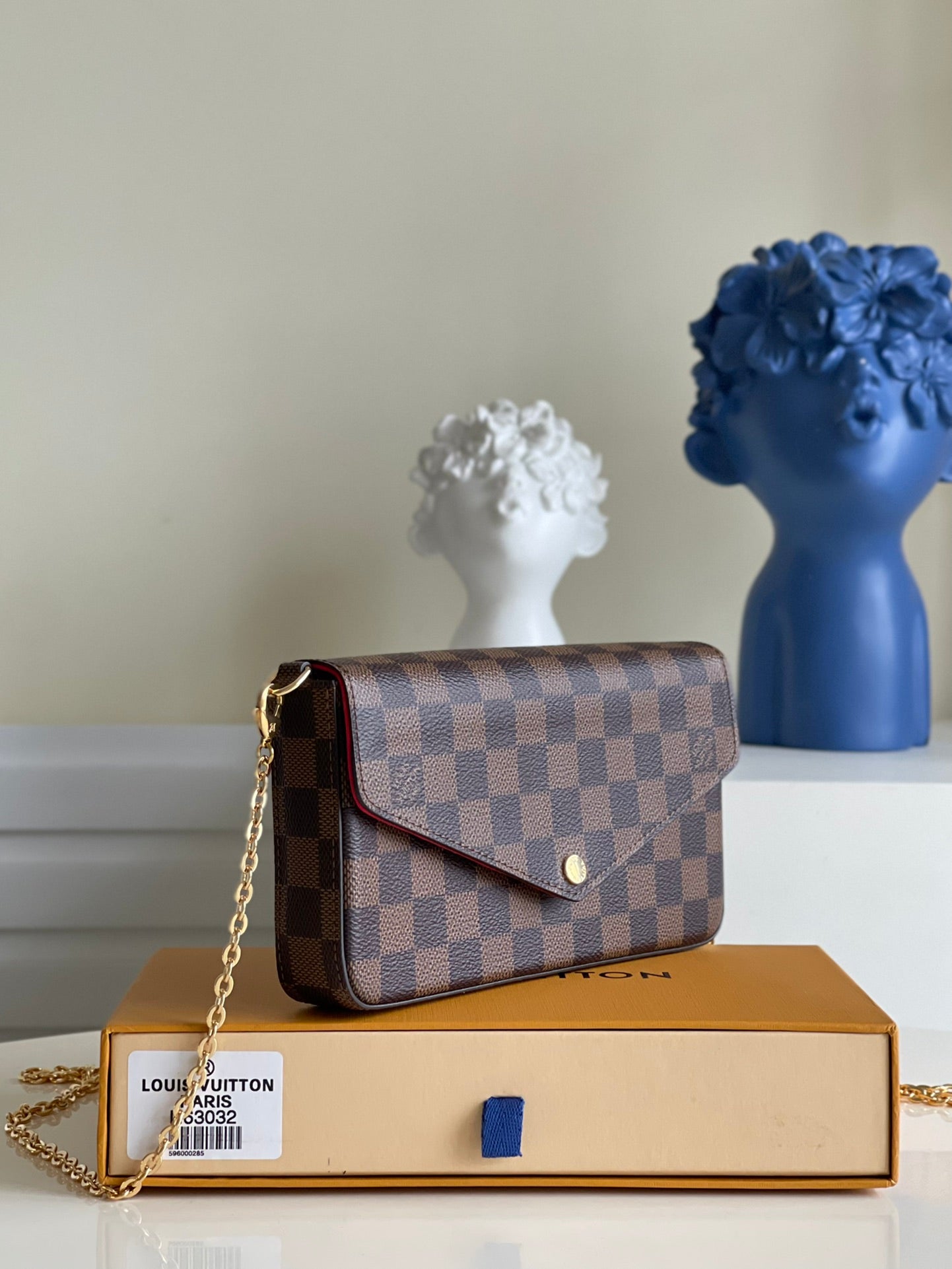 Handbag