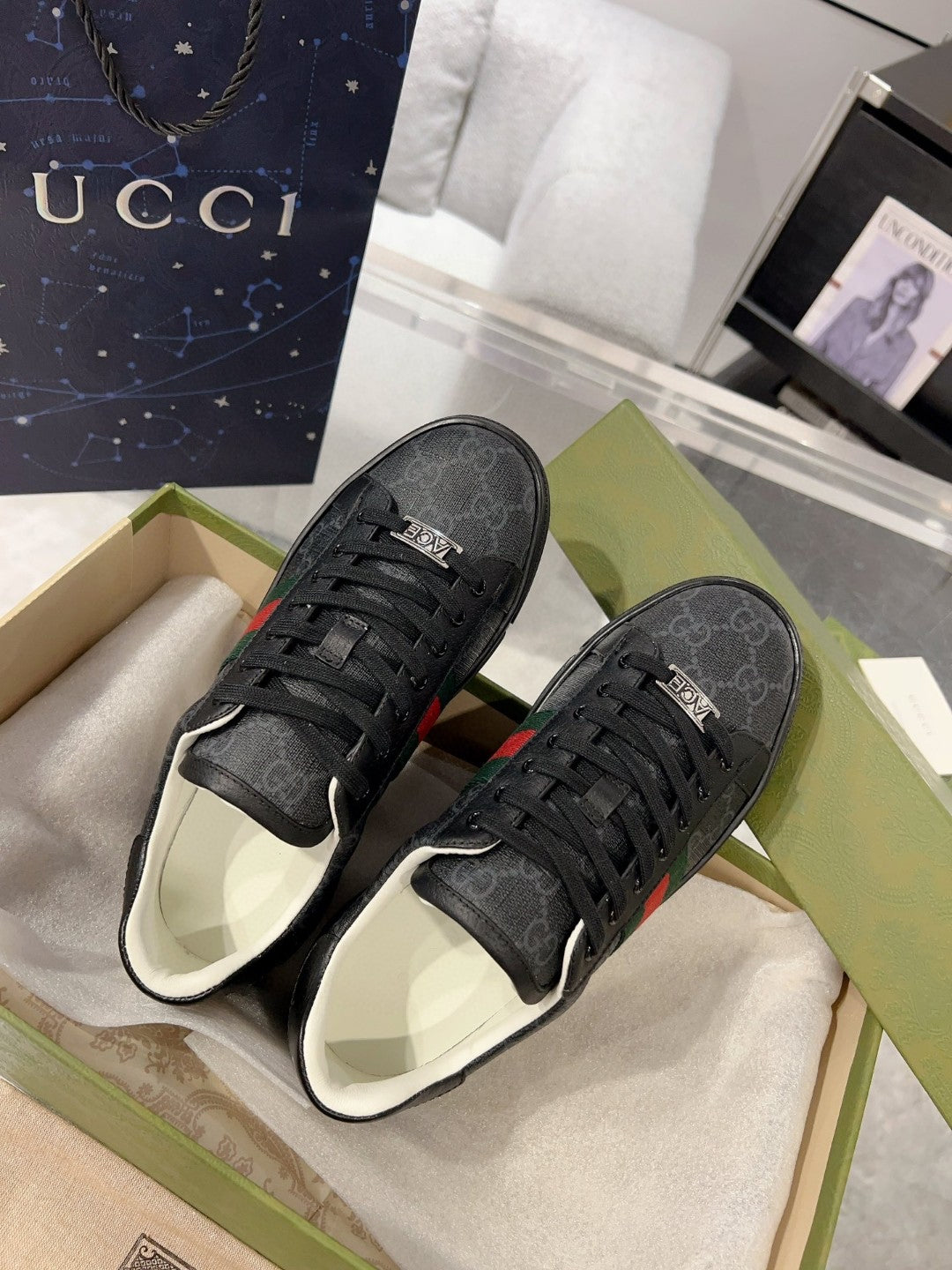 Sneakers