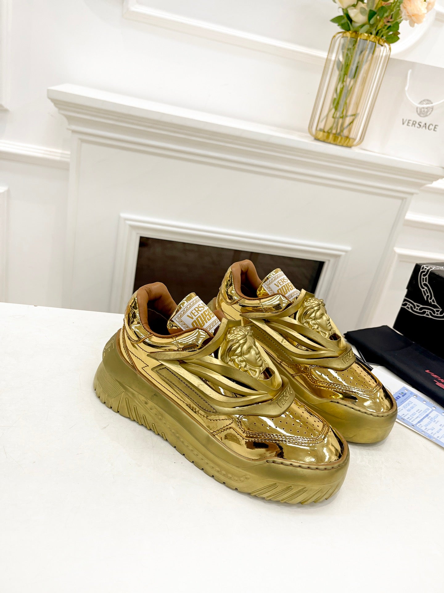 Sneakers