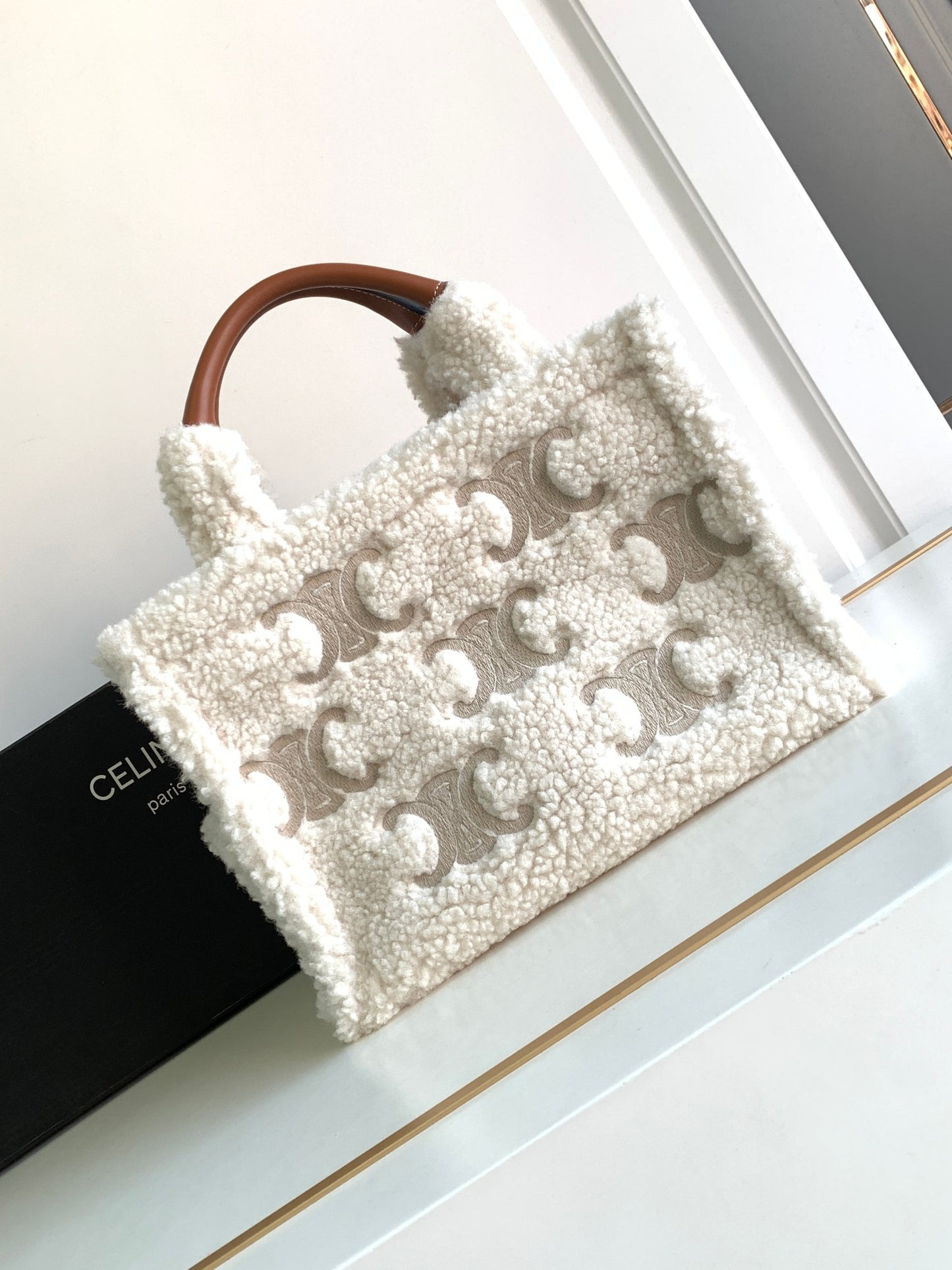 Handbag