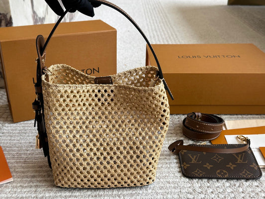 Handbag