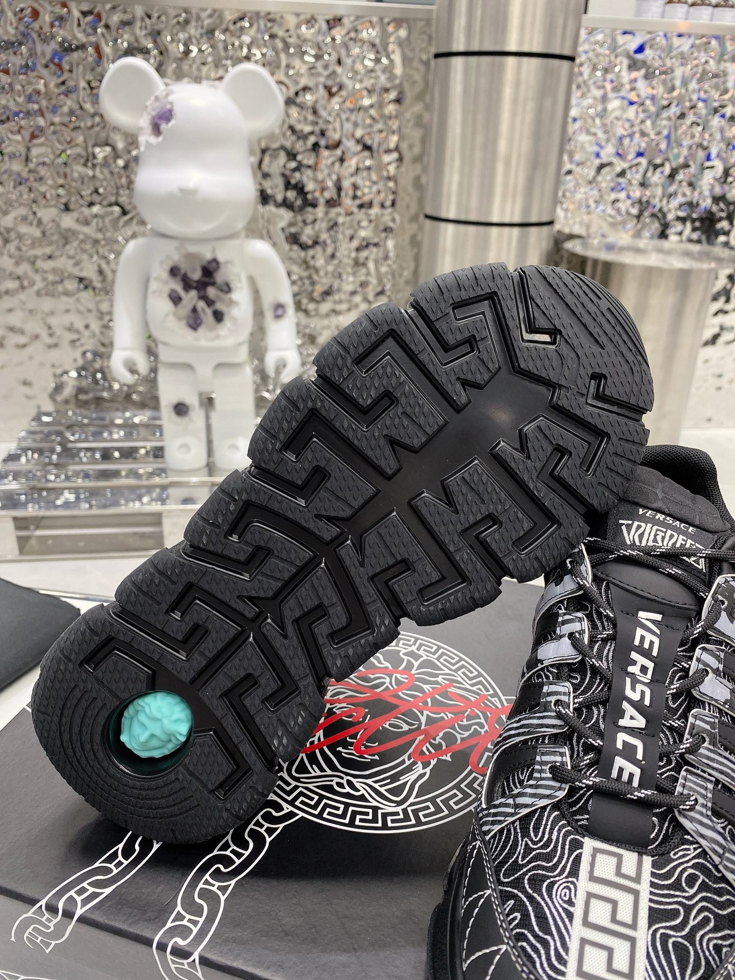 Sneakers