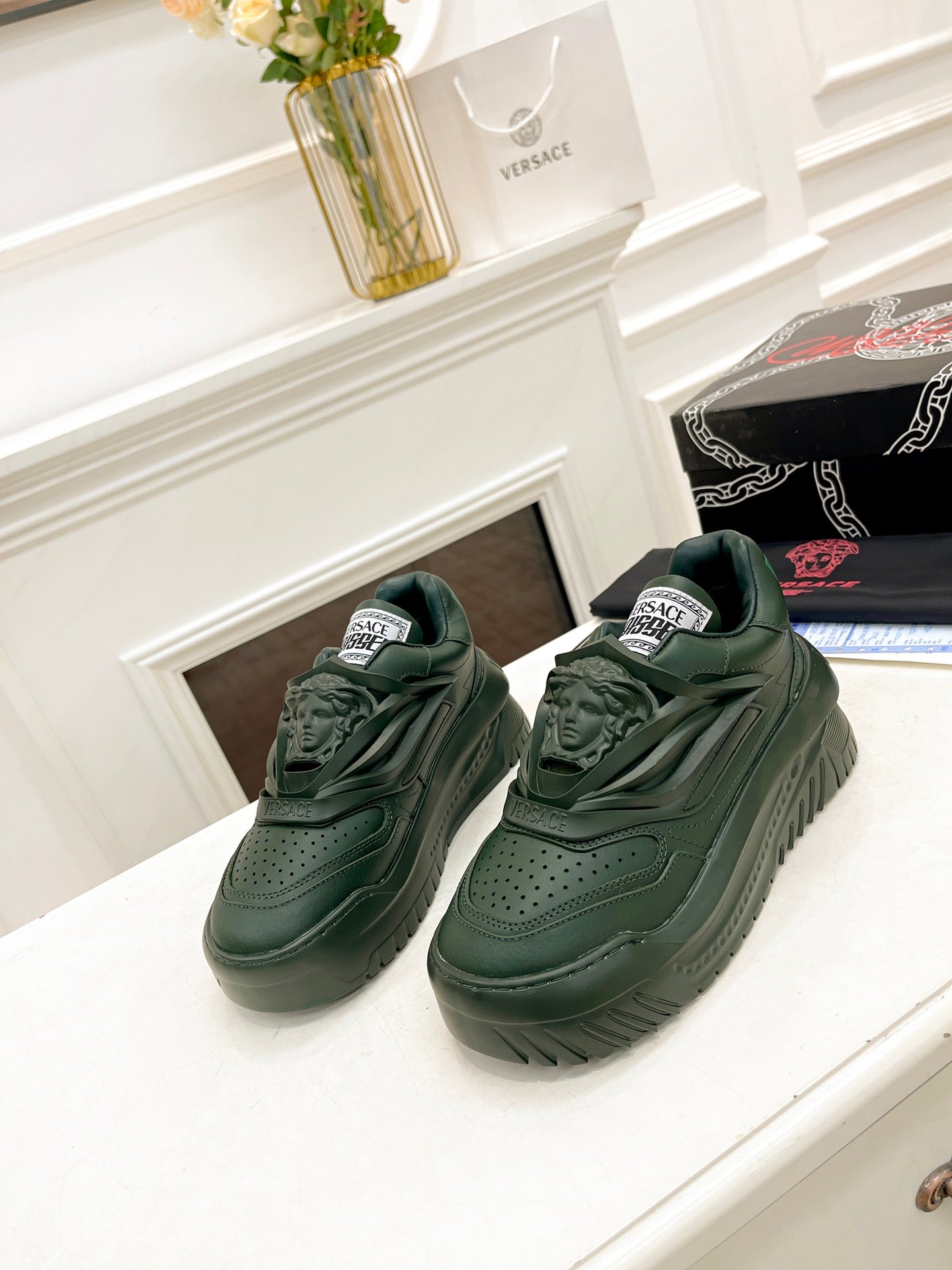 Sneakers