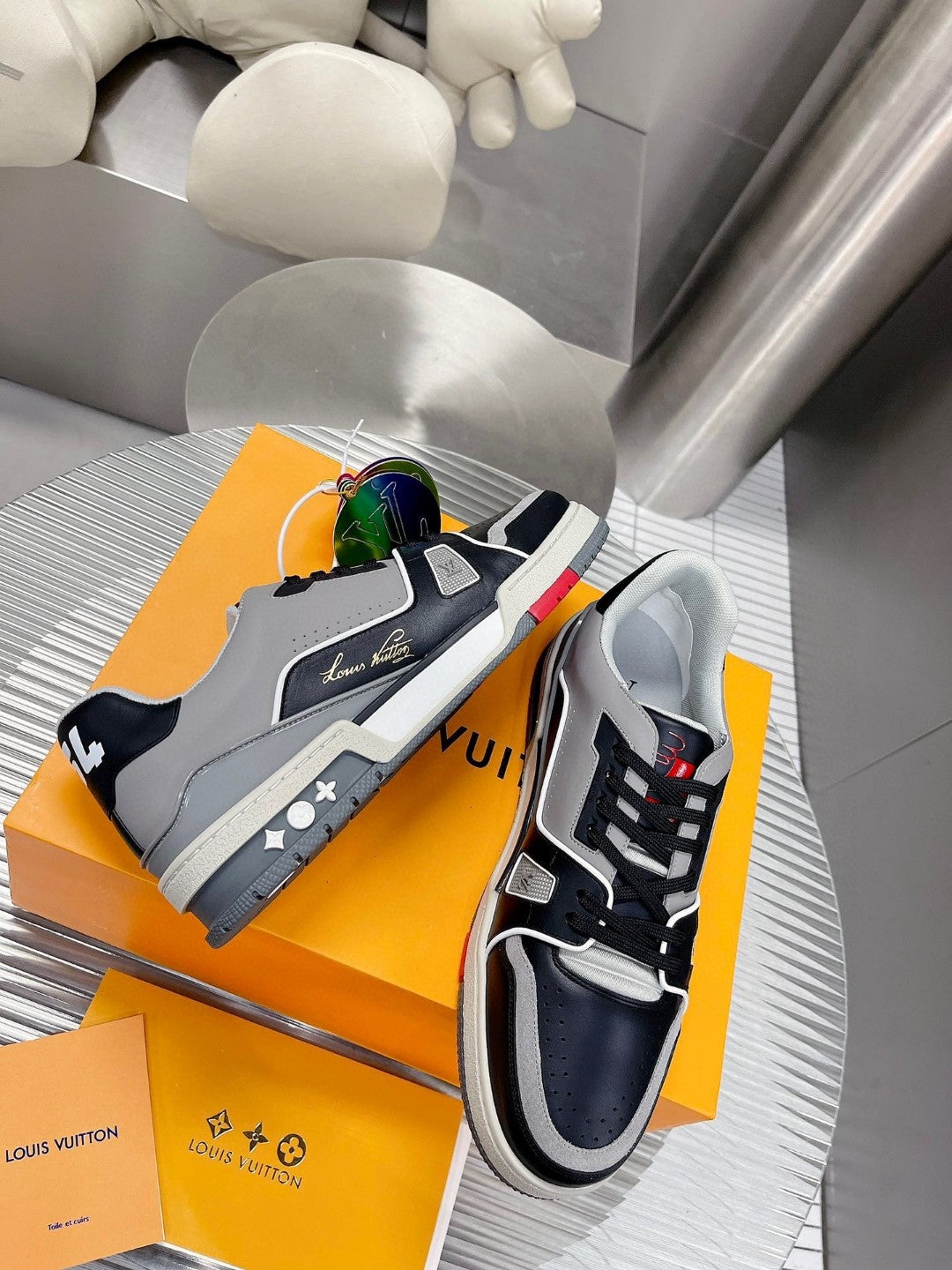 Sneakers