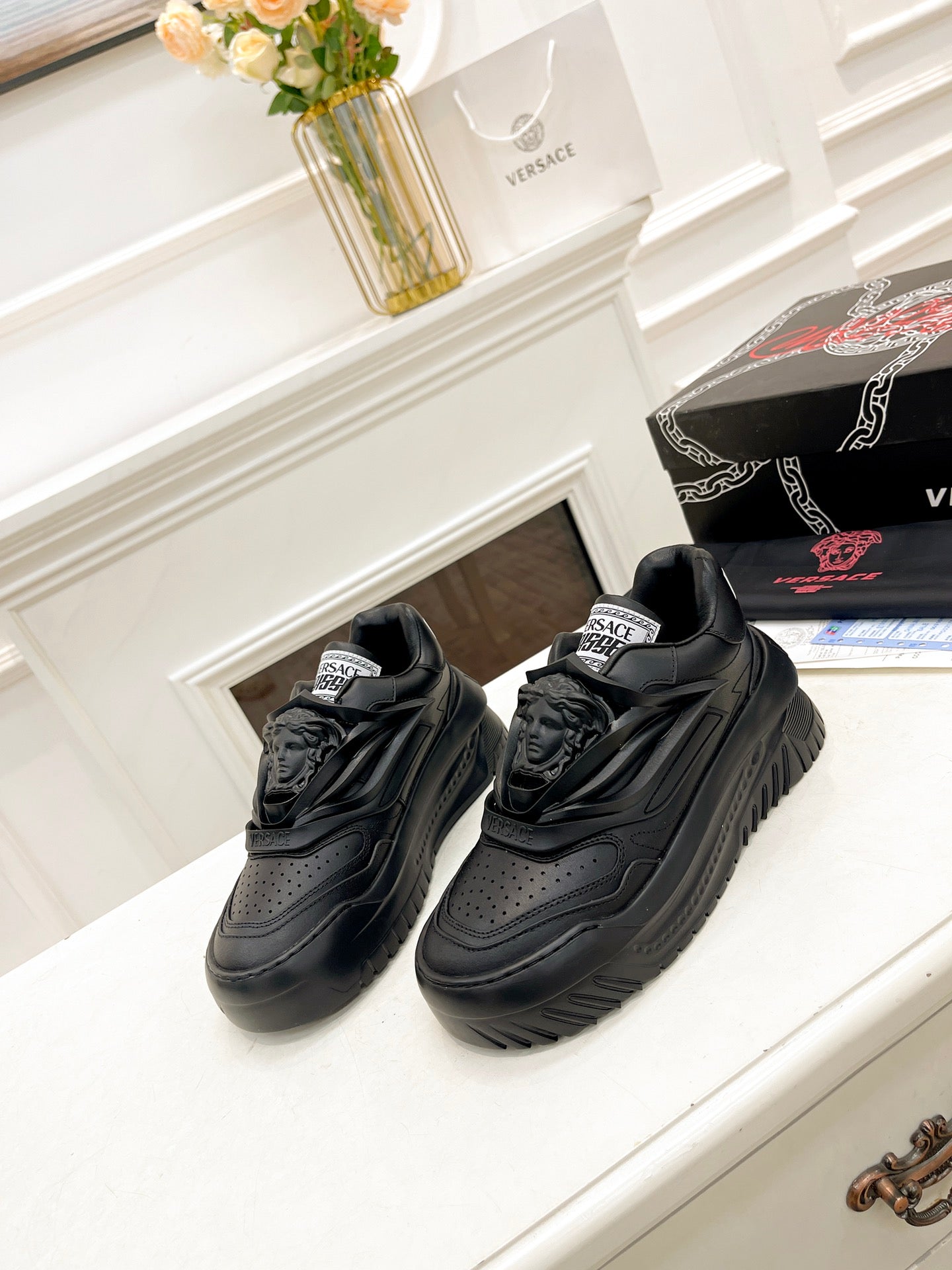 Sneakers