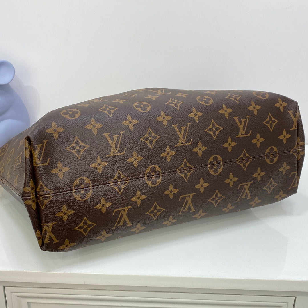 Handbag
