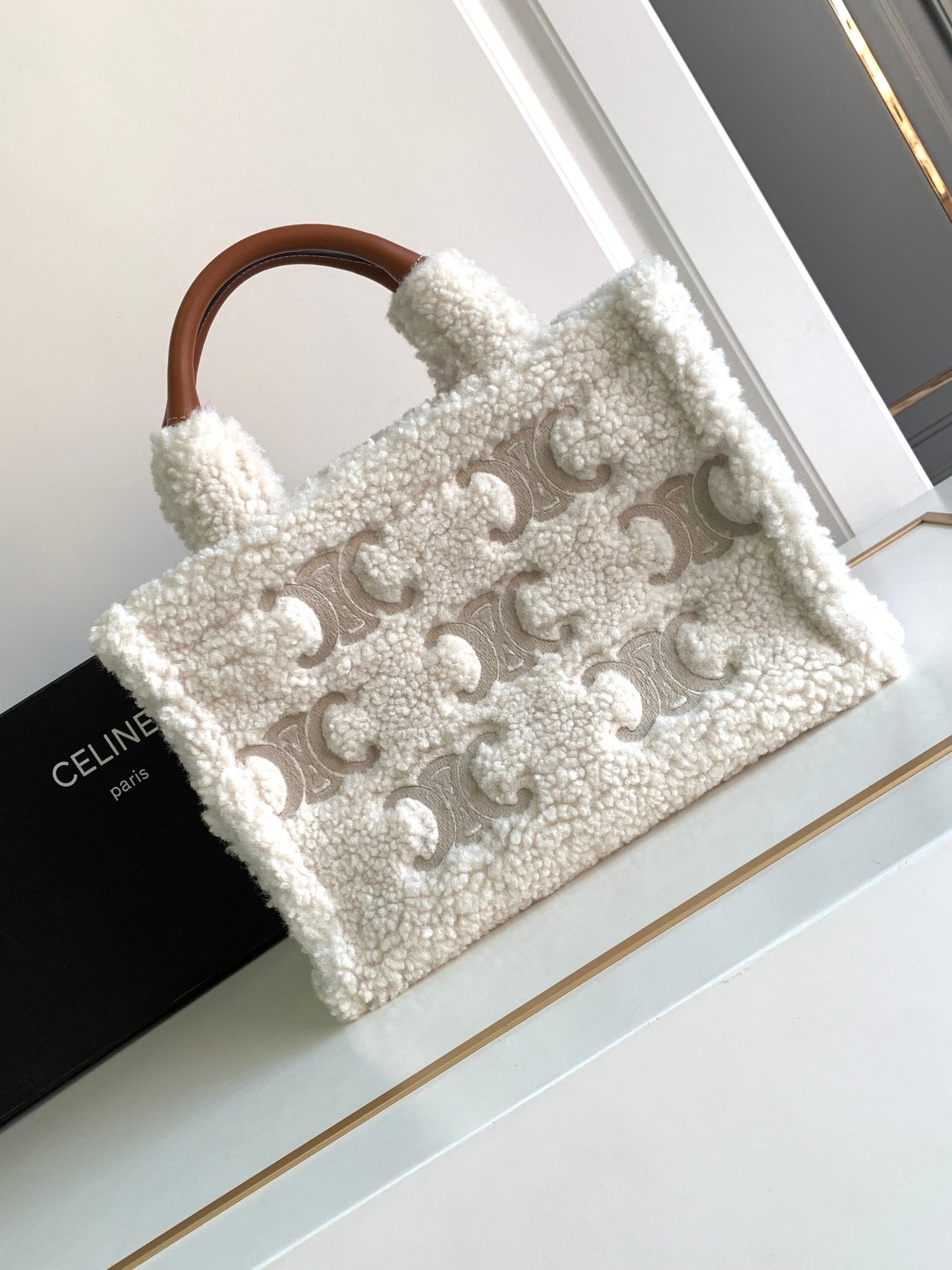 Handbag