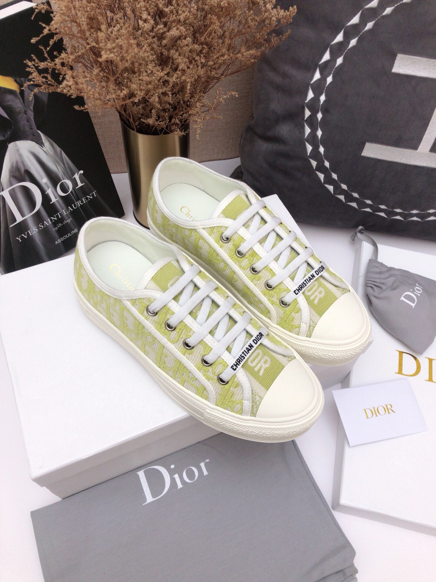 Sneakers