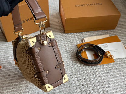 Handbag