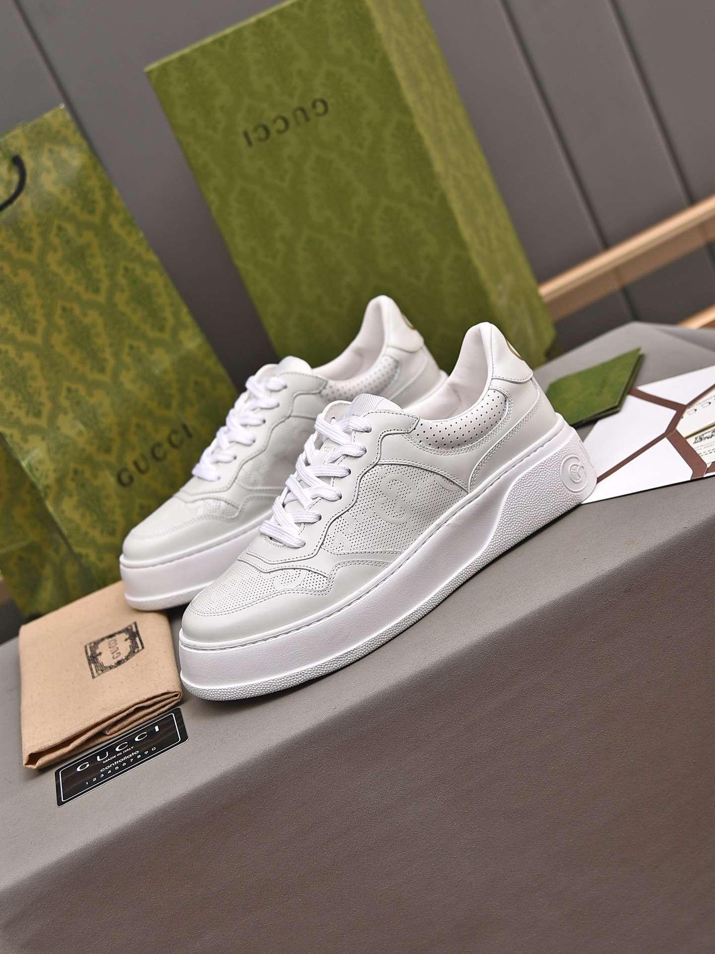 Sneakers