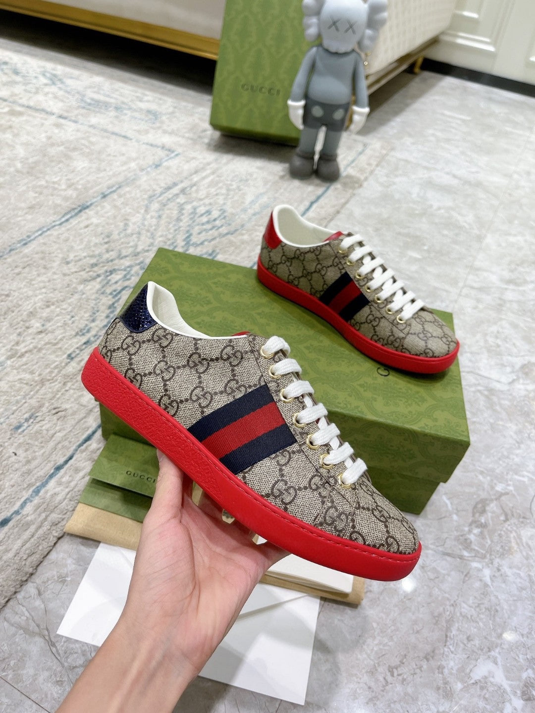 Sneakers
