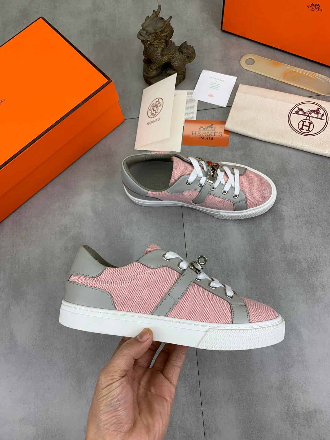 Sneakers