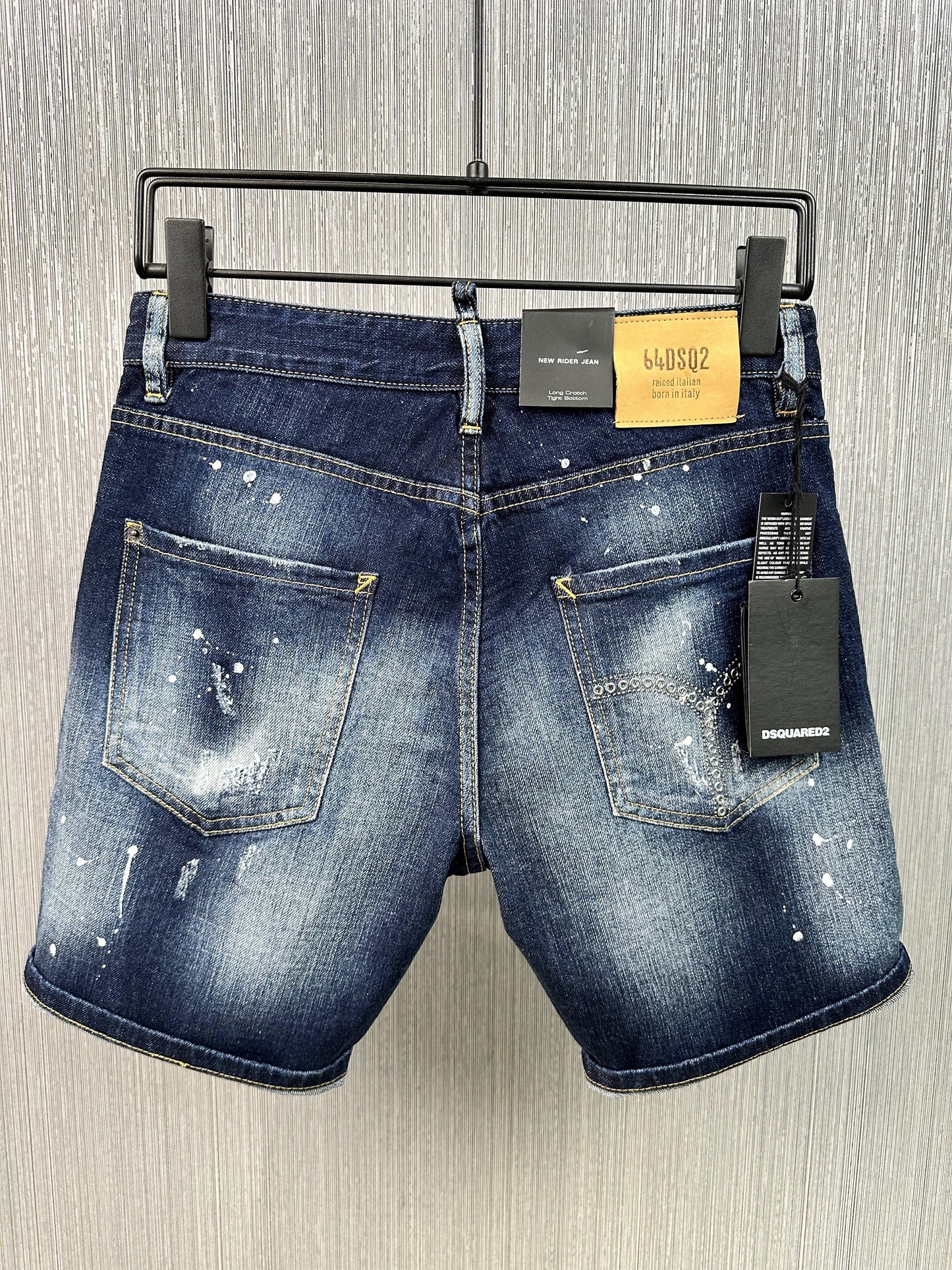 Short Jeans