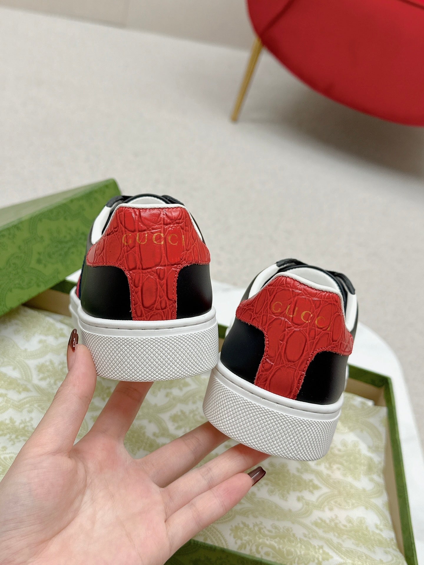 Sneakers