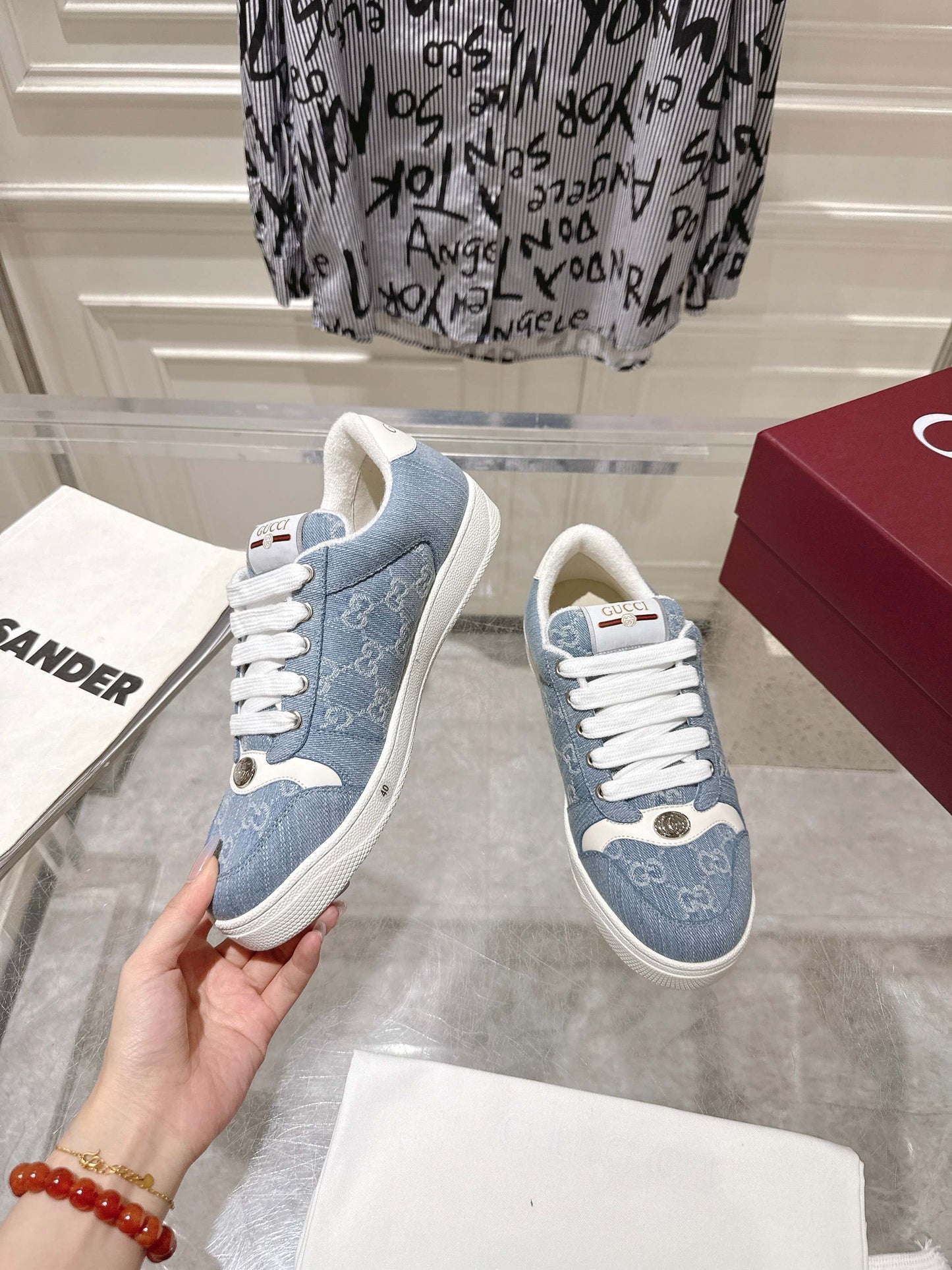 Sneakers