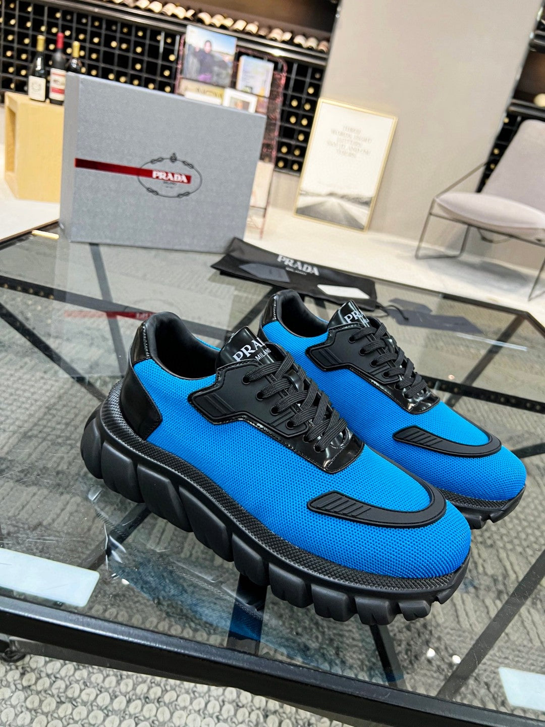 Sneakers