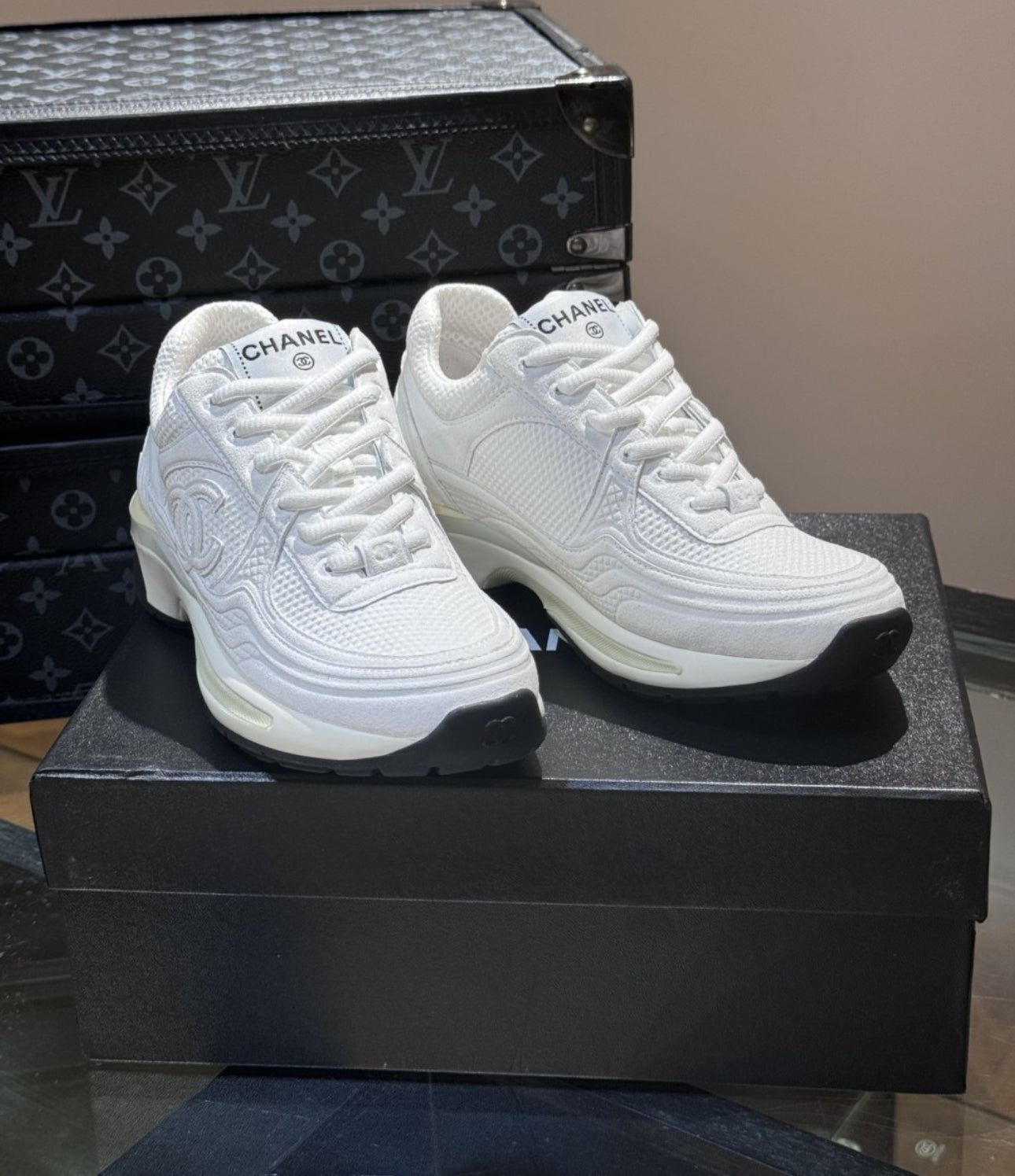 Sneakers
