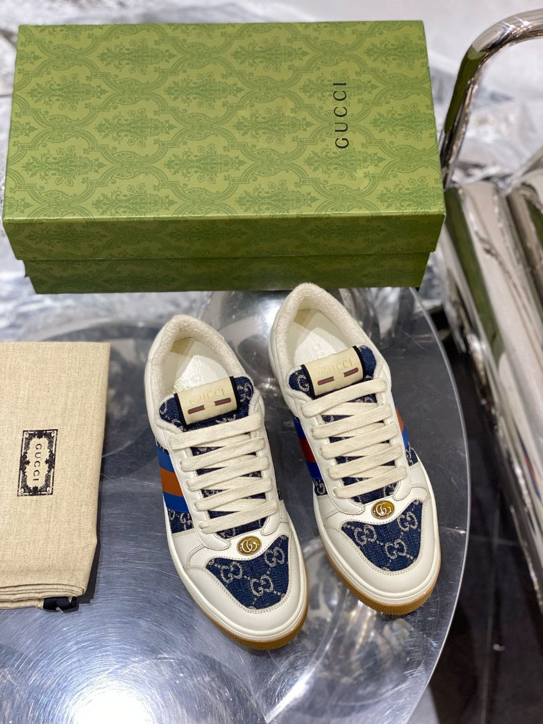 Sneakers