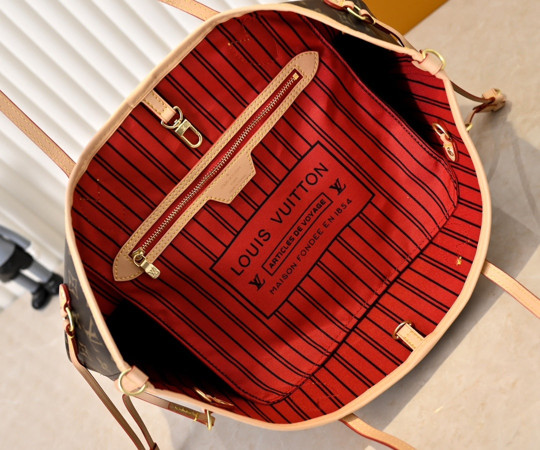 Handbag