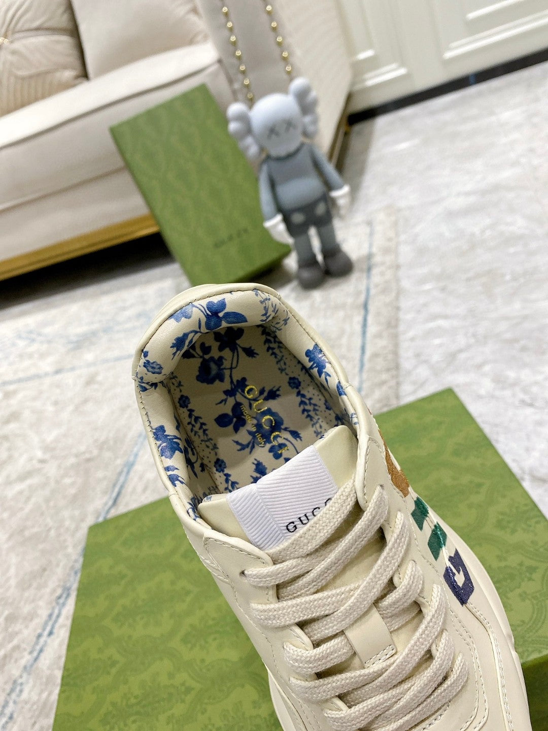 Sneakers