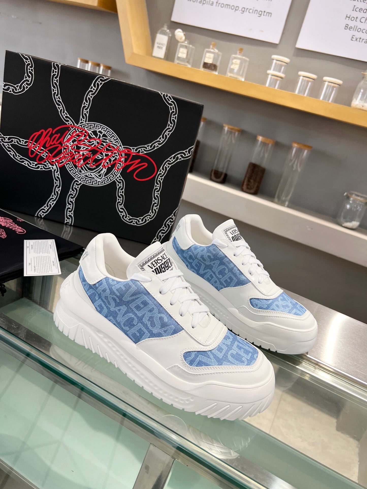 Sneakers