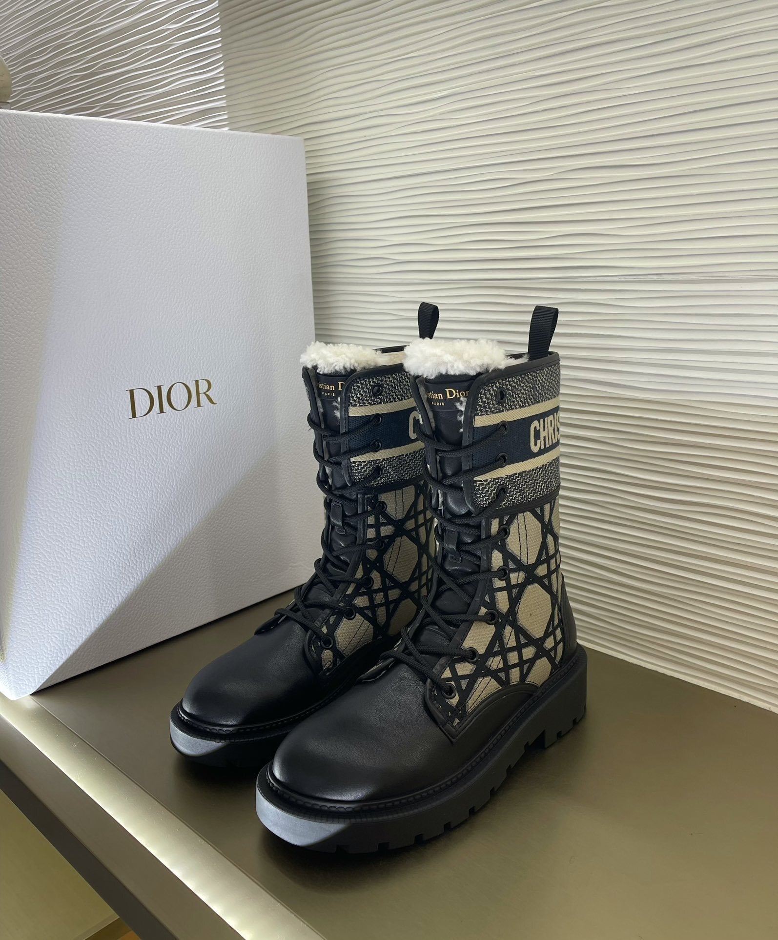 CHRISTIAN DIOR BOOTS – boutiquevavilon