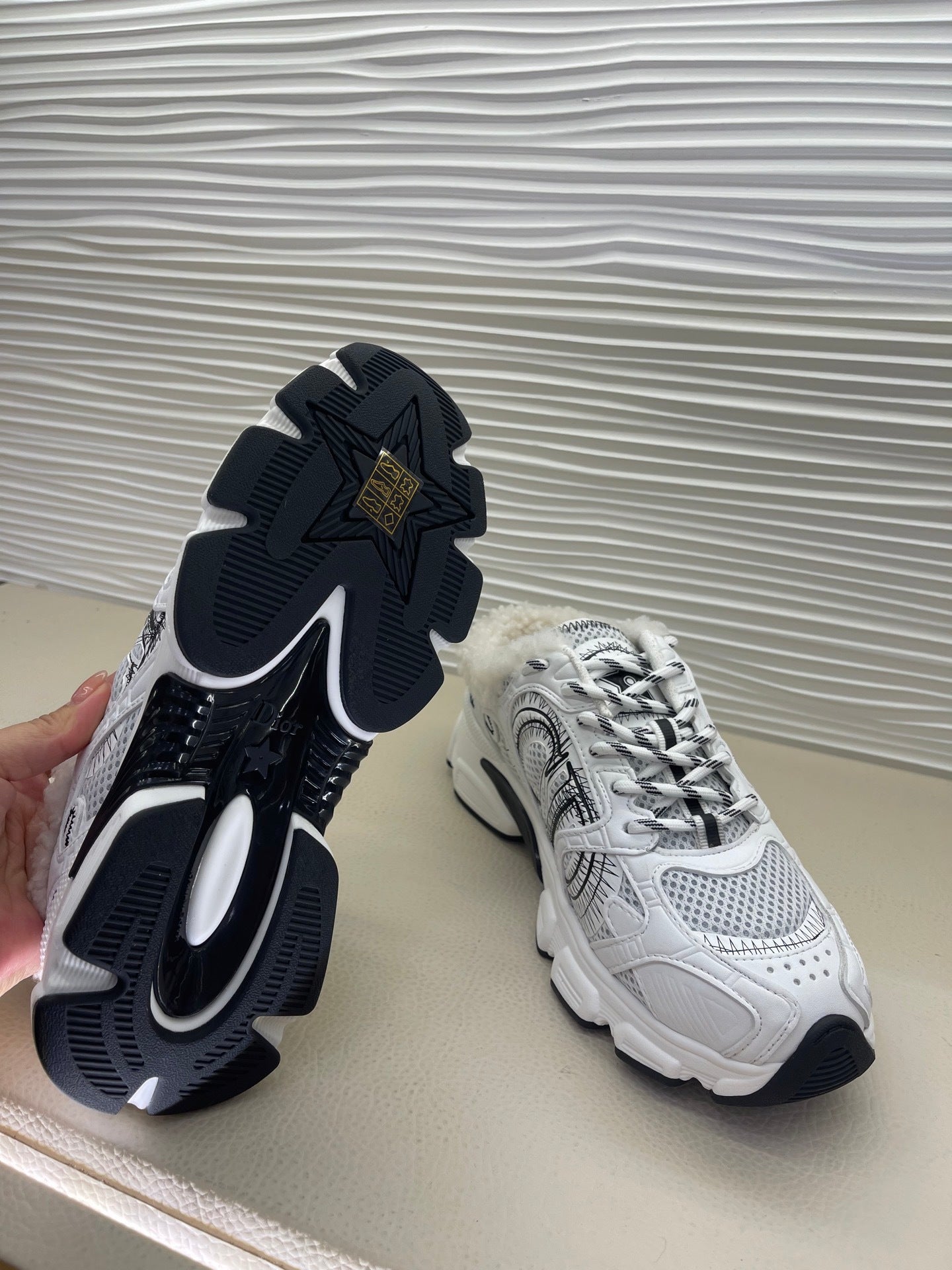 Sneakers