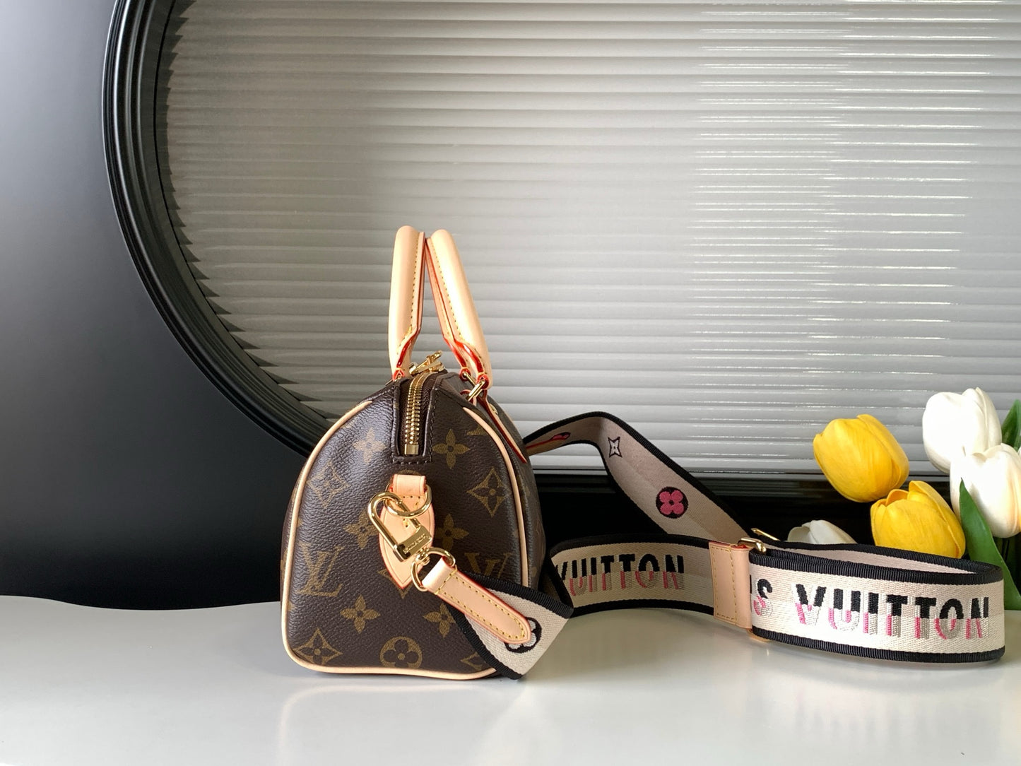 Handbag