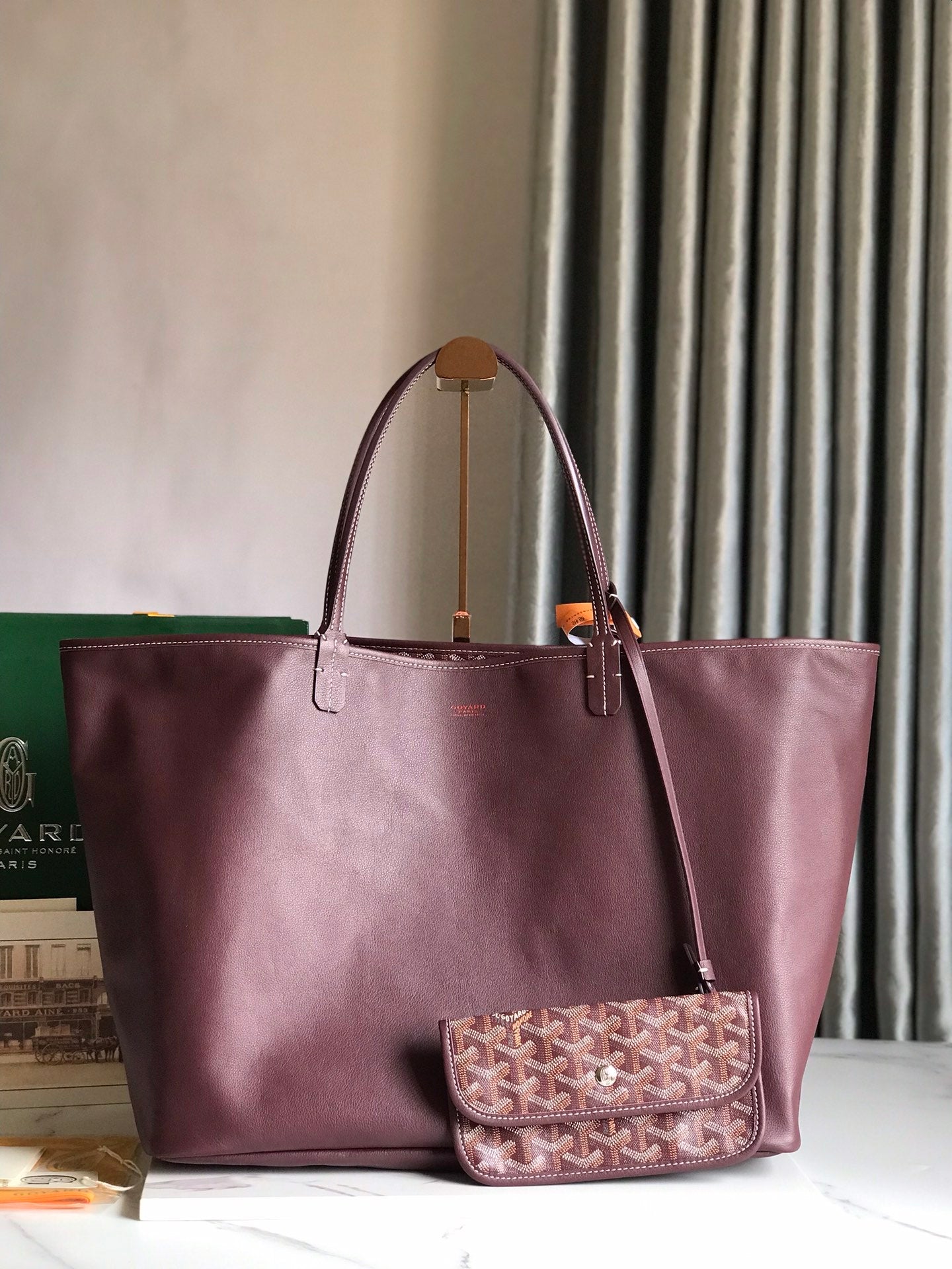 Handbag