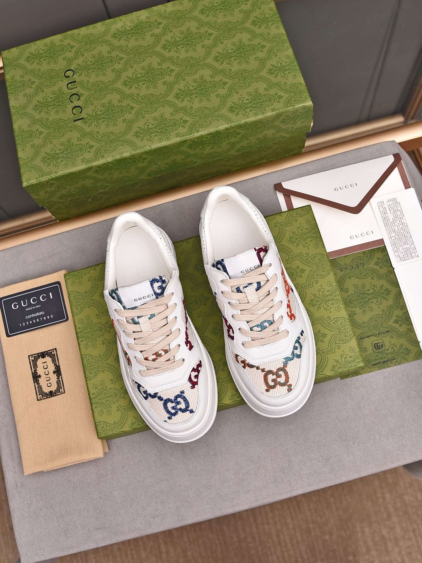 Sneakers
