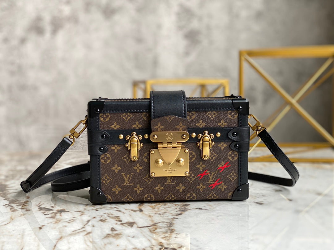Handbag