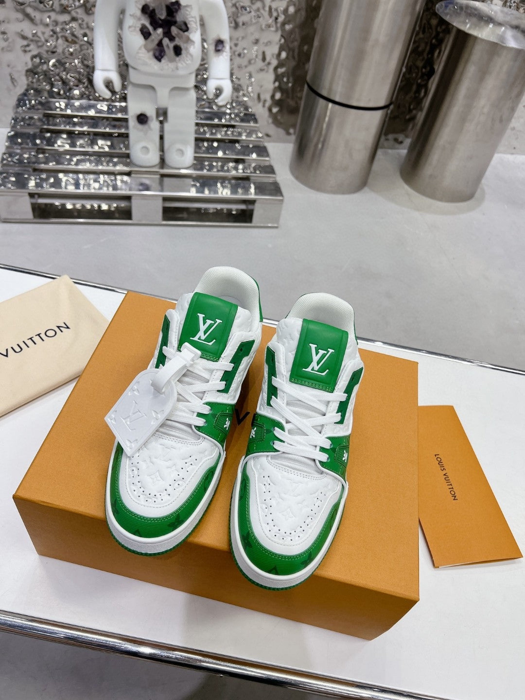 Sneakers