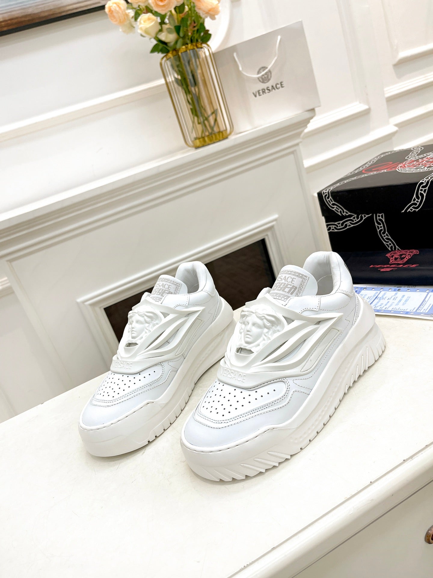 Sneakers