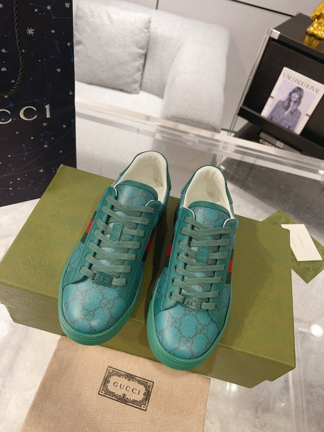 Sneakers