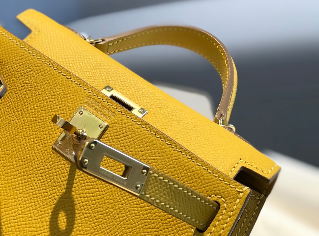 Handbag