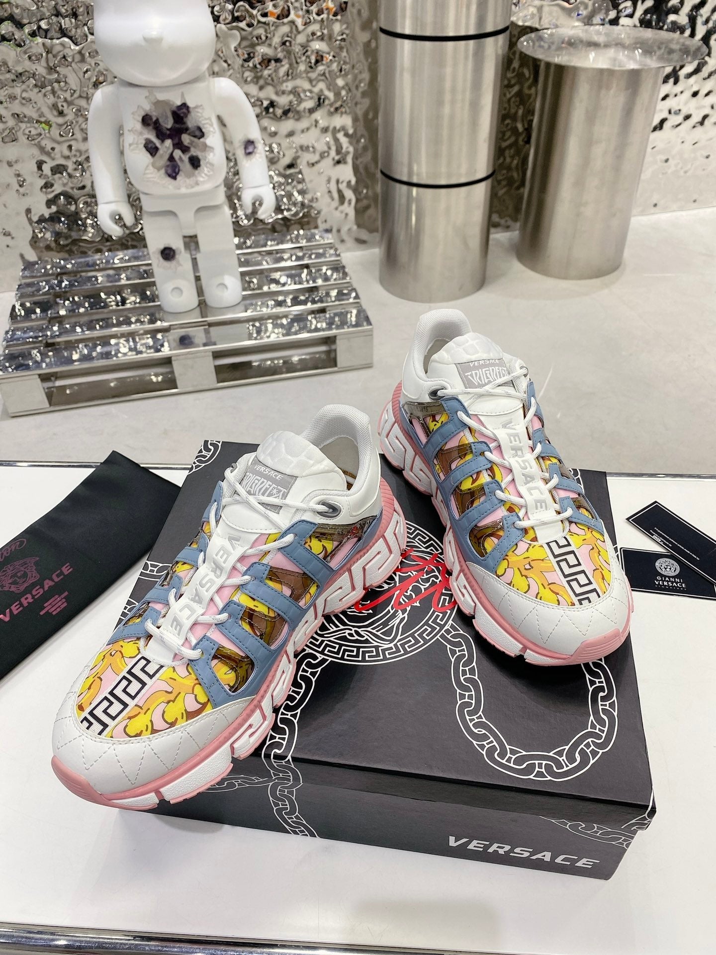 Sneakers