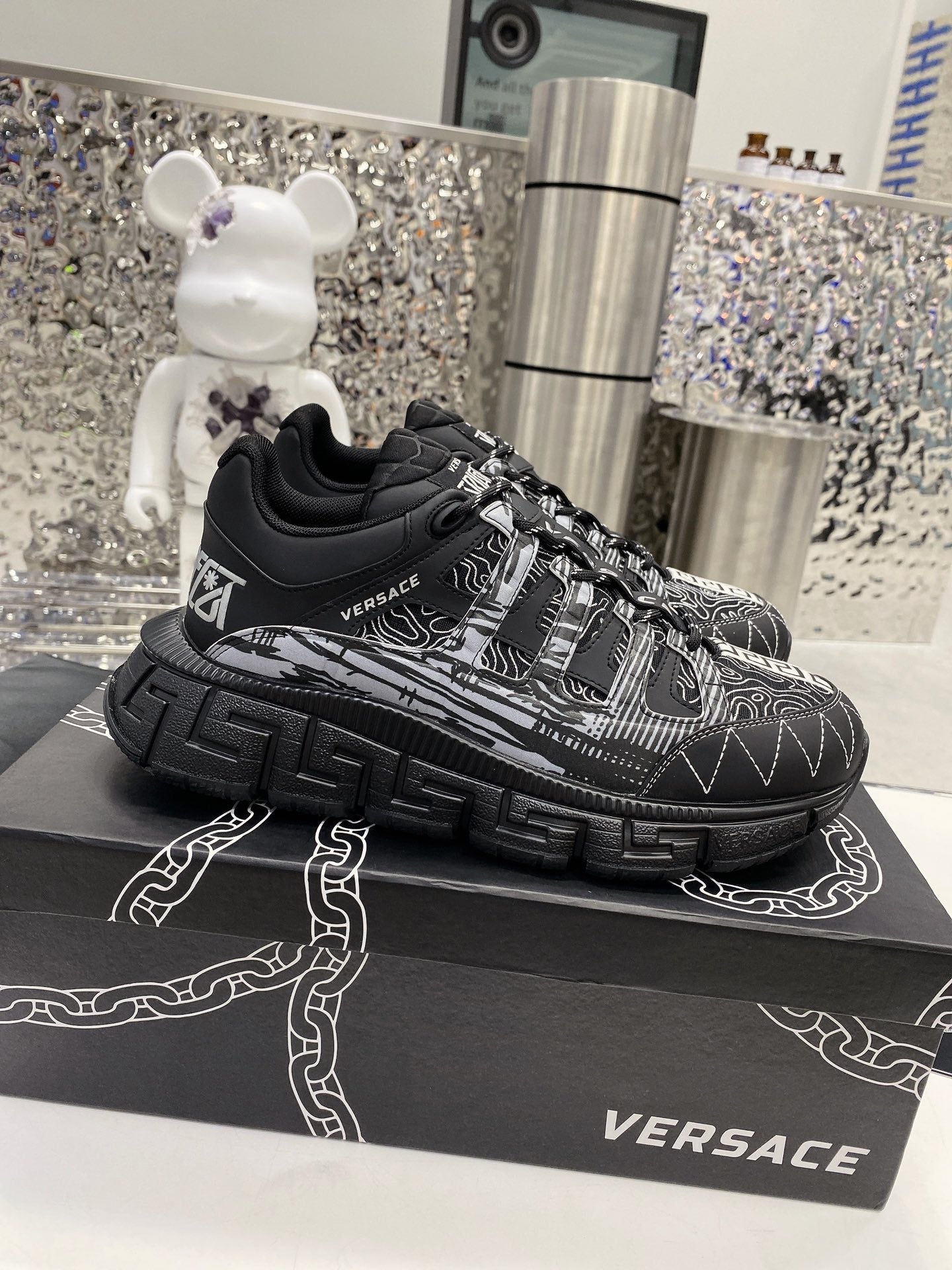 Sneakers