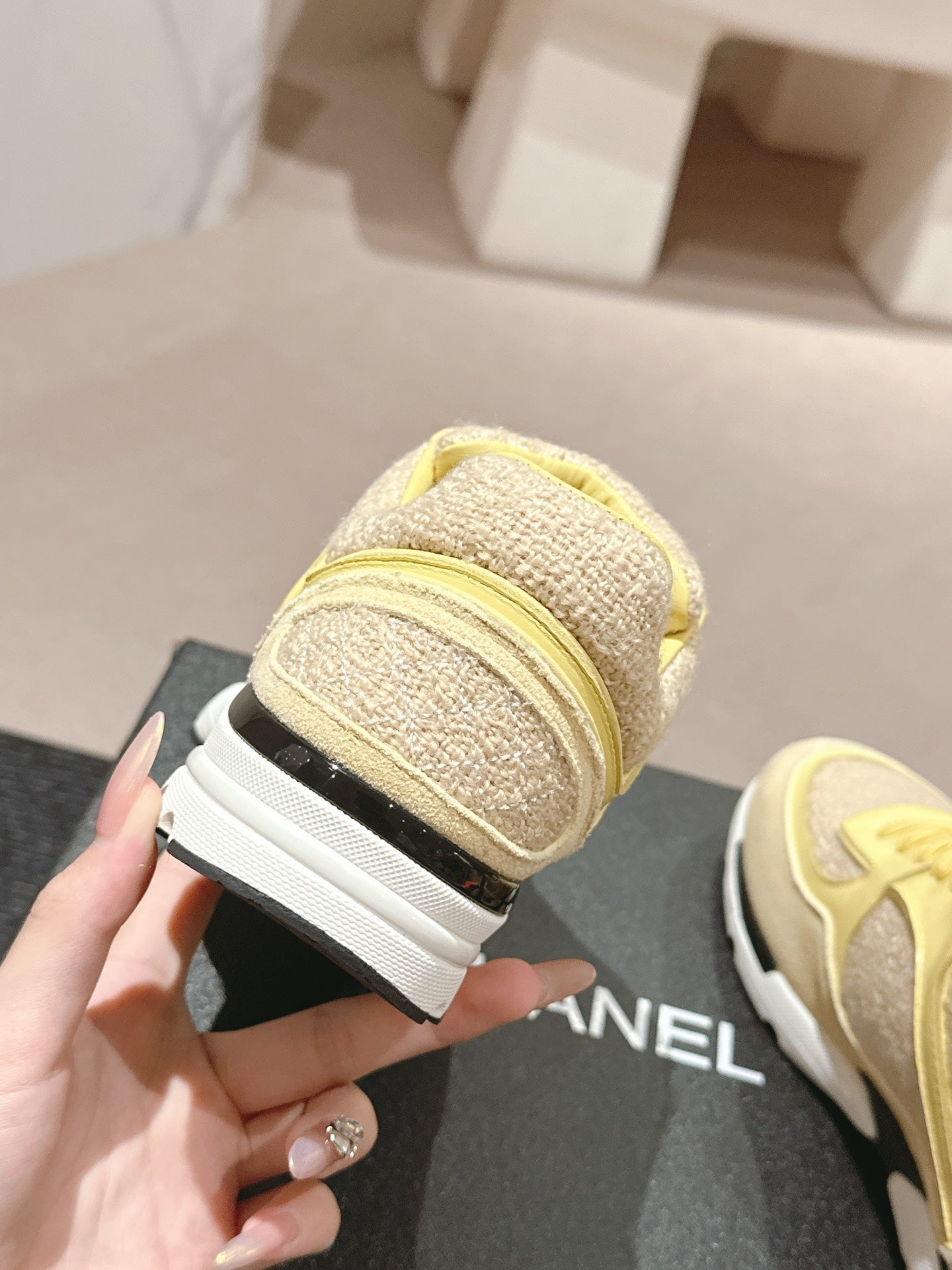 Sneakers