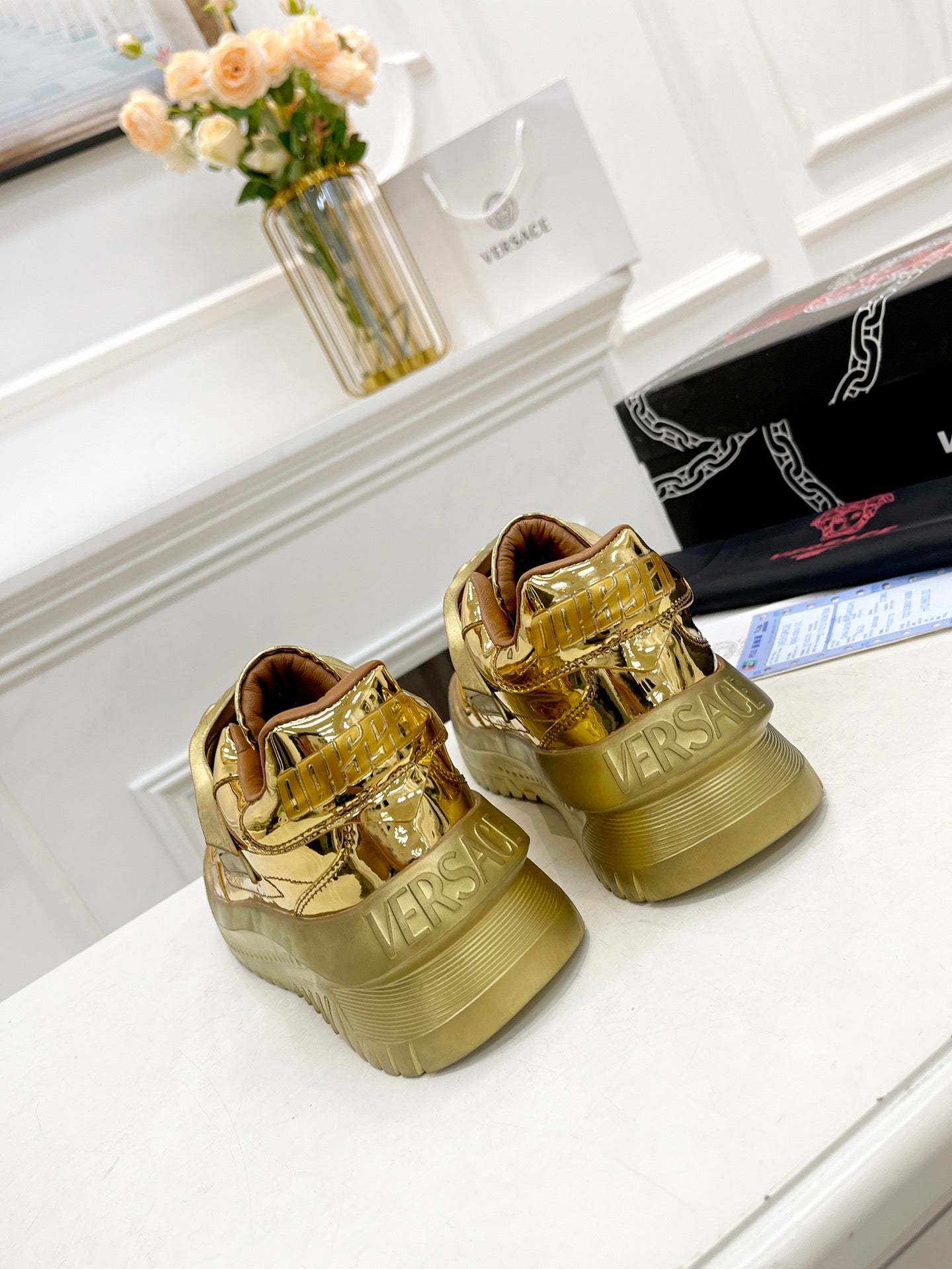 Sneakers
