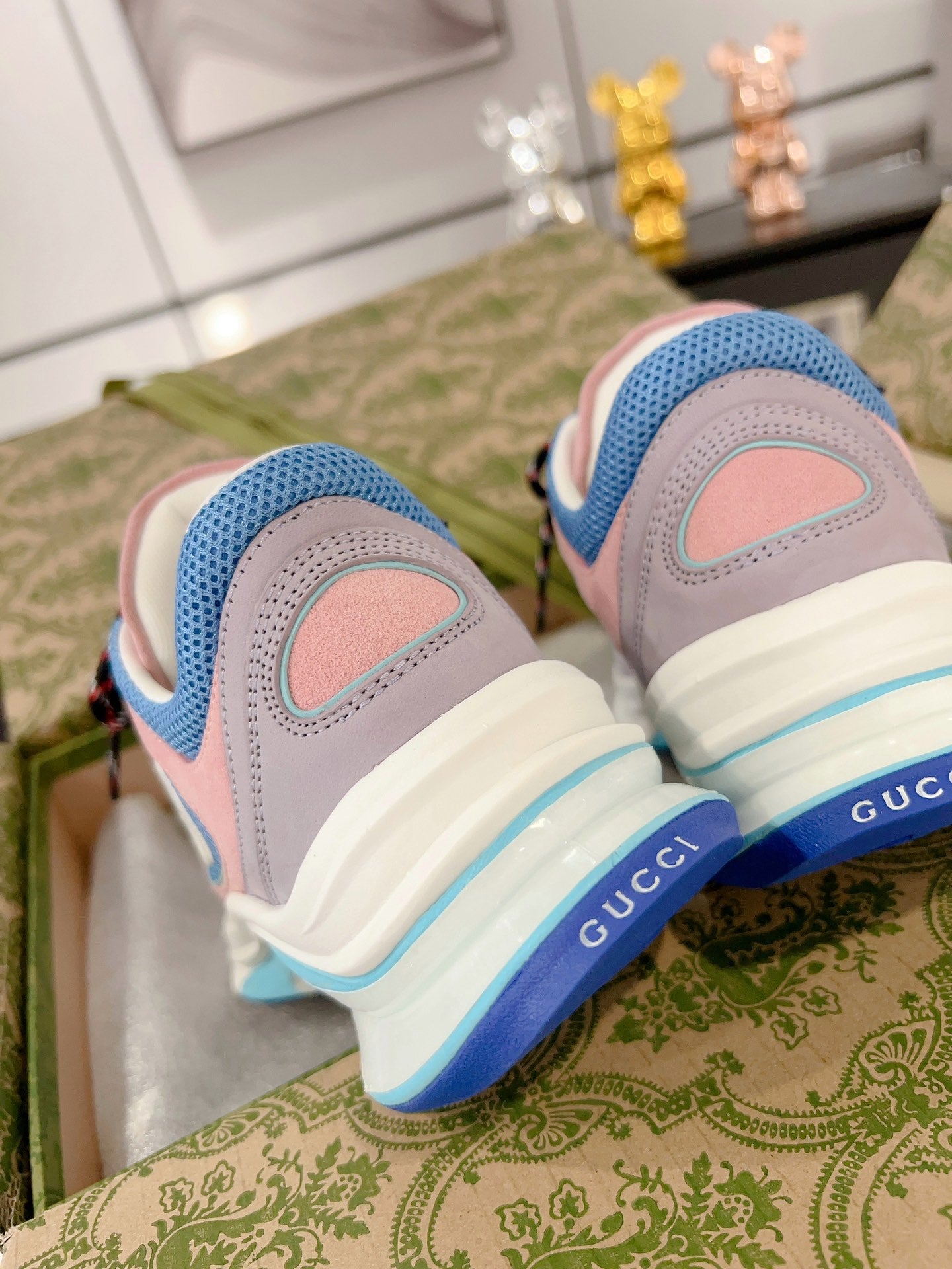 Sneakers