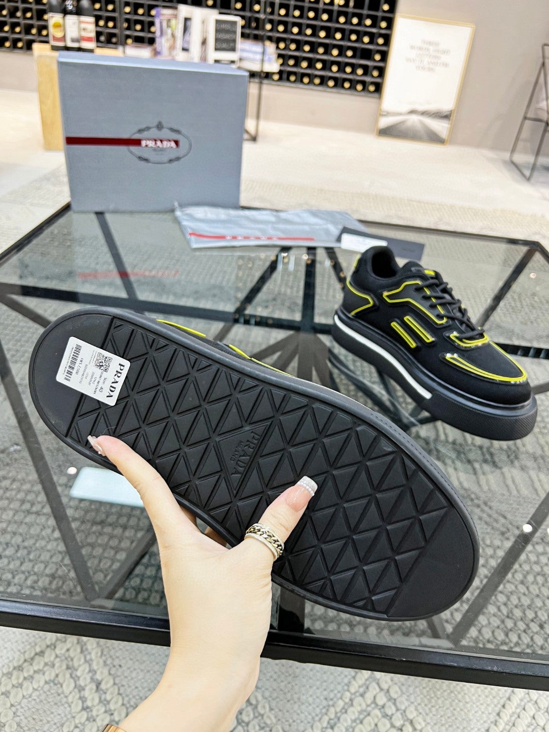 Sneakers