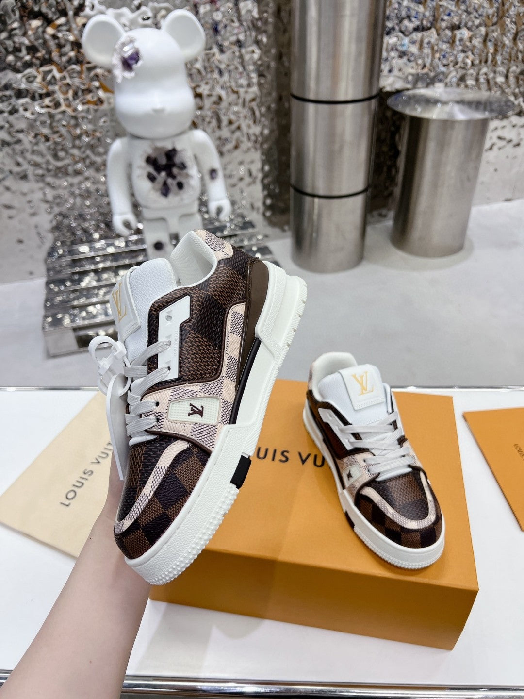 Sneakers