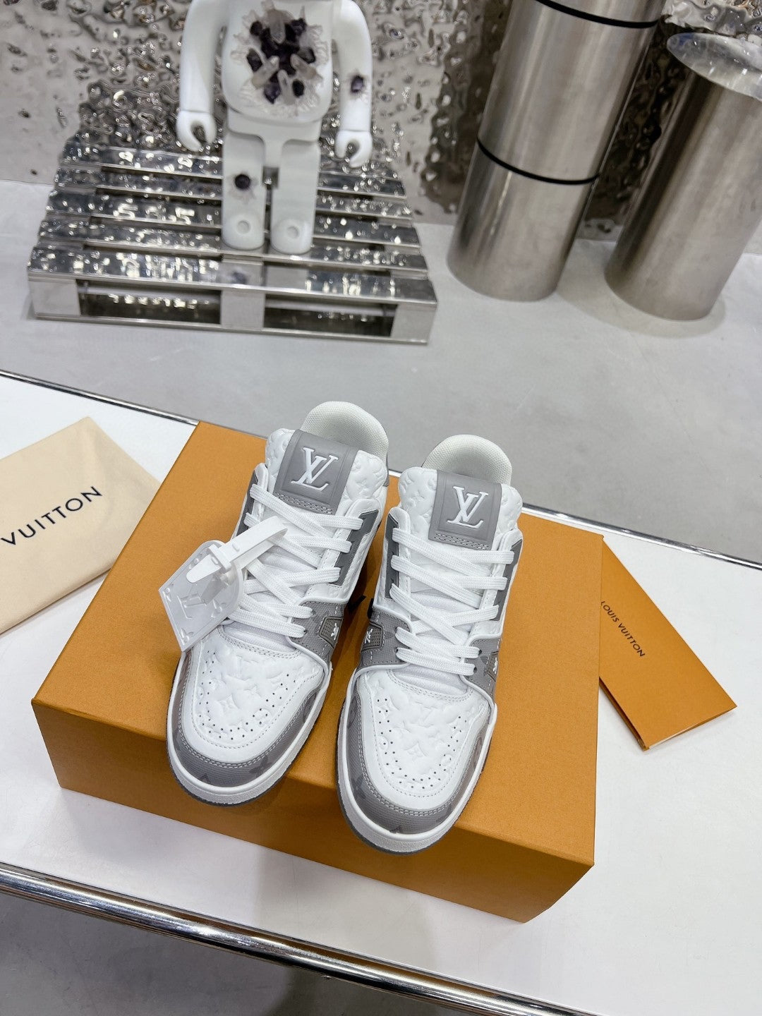 Sneakers
