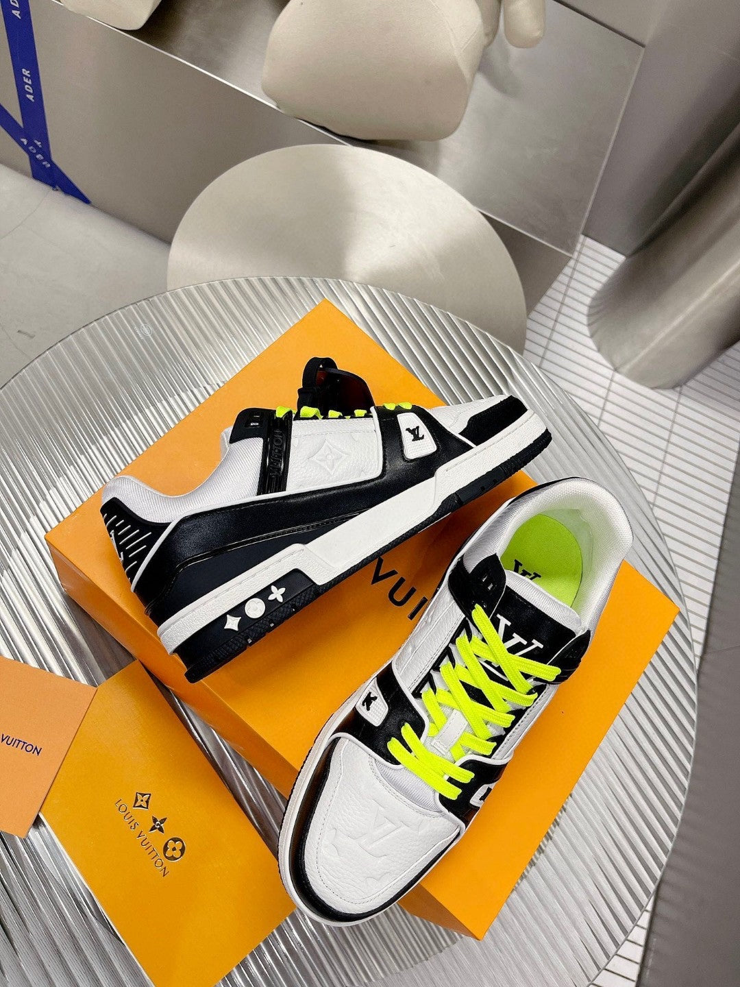 Sneakers